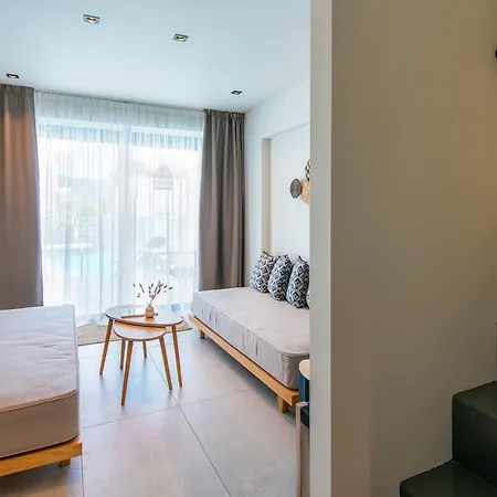 Alea -adults Only And Kids 14 *
